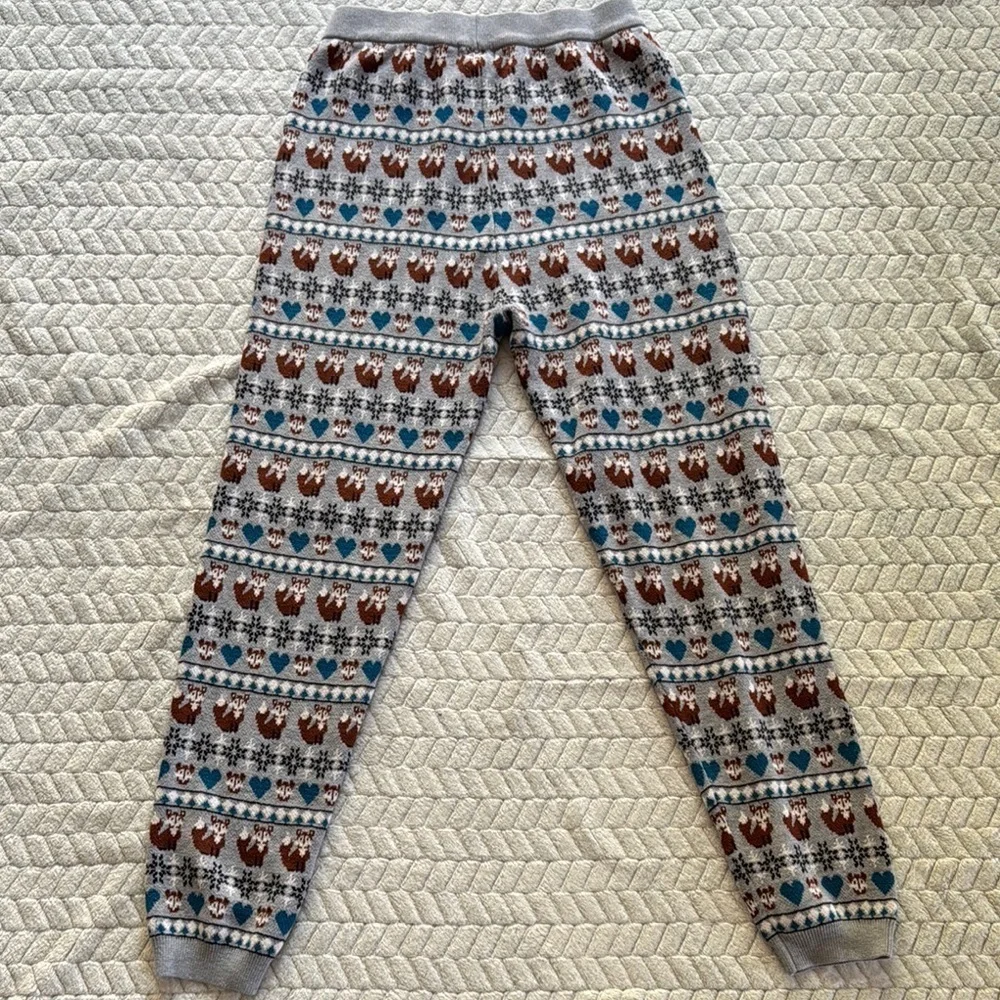 Unique Vintage Grey Foxes Pajama Pants Size 10/12